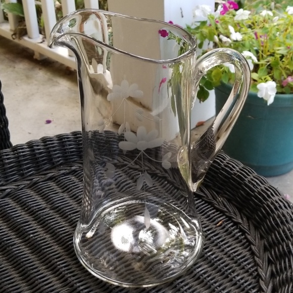 Etched Glass Pitcher Floral Vintage Design - Picture 3 of 6